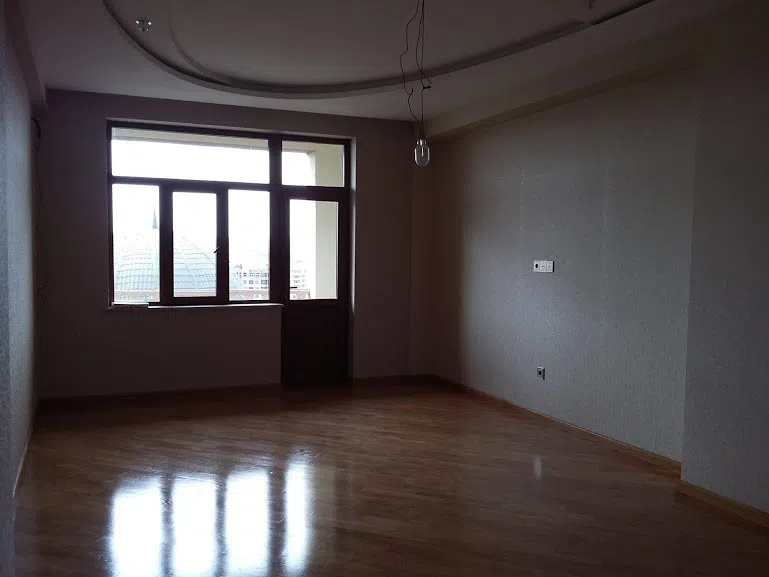 4 otaqlı mənzil 190 m² satılır — şəkil 4
