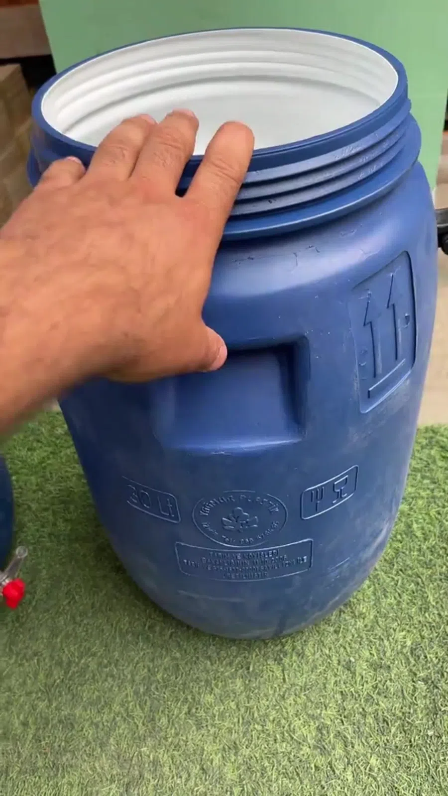 Bal üçün qida dərəcəli plastik və metal bidonlar — şəkil 7