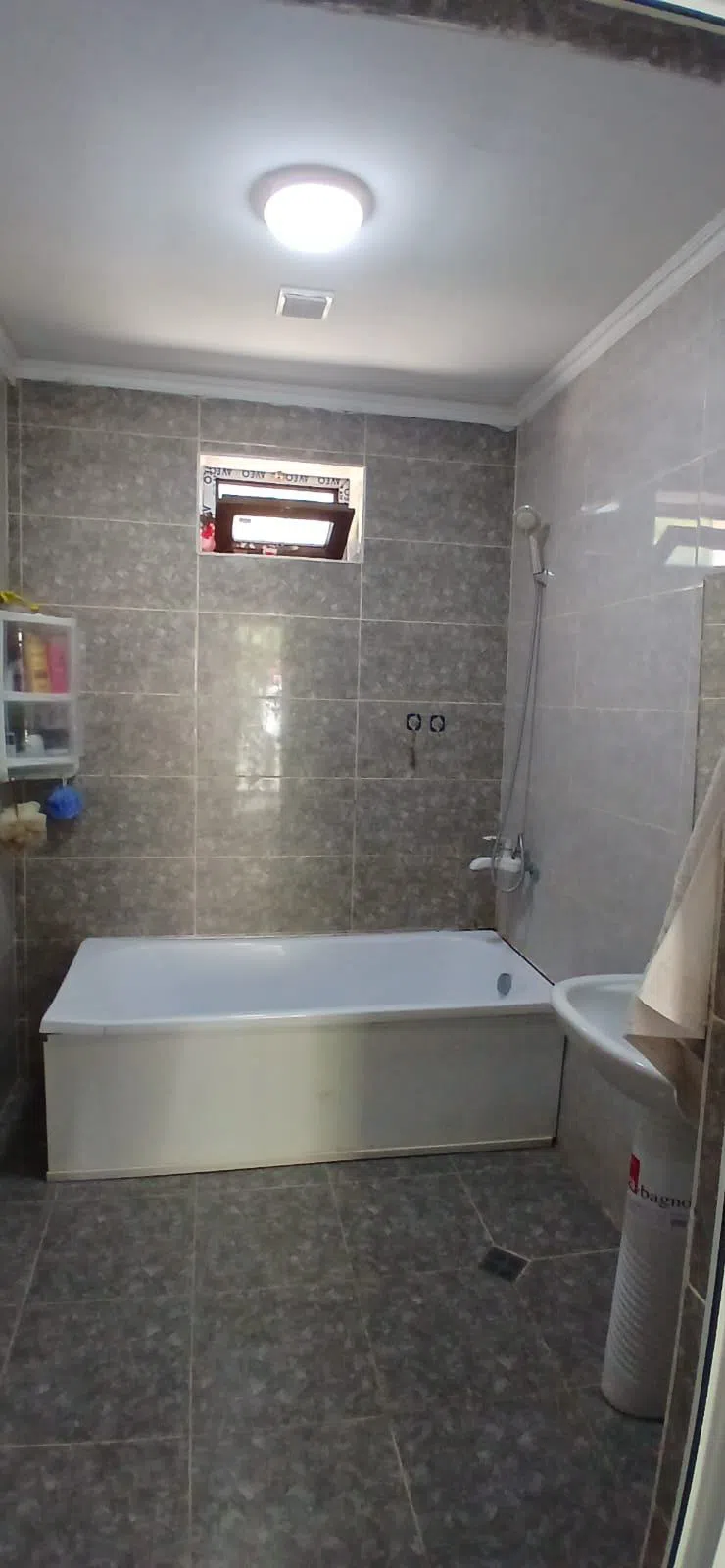 3 otaqlı mənzil 220 m² günlük kirayə verilir — şəkil 6