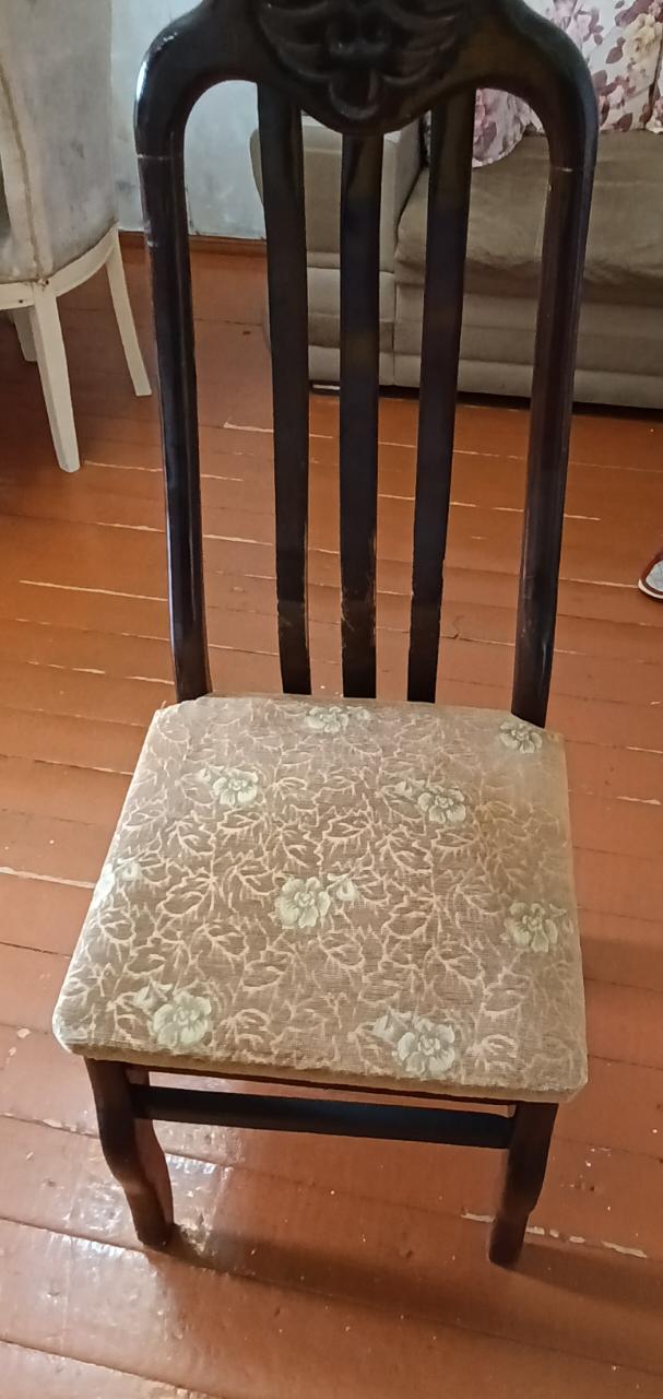 Chair, Brown color - Tenderyard