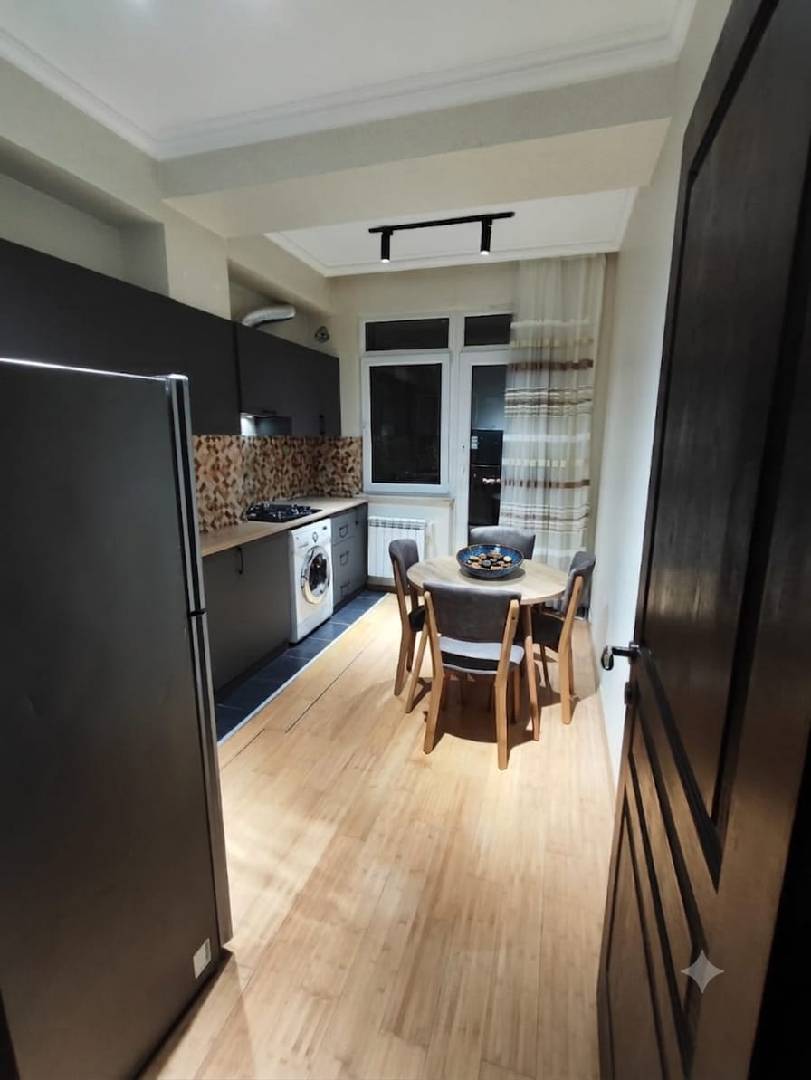 2 otaqlı mənzil 85 m² kirayə verilir — şəkil 4