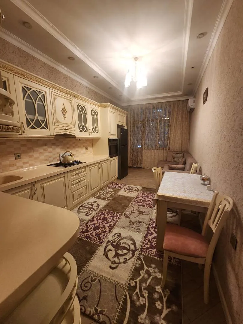 3 otaqlı mənzil 120 m² kirayə verilir — şəkil 1