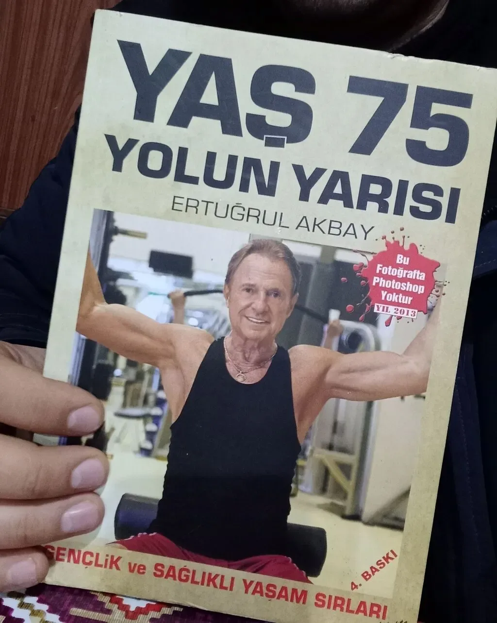 Yaş 75 Yolun Yarısı kitabı - Ertuğrul Akbay
