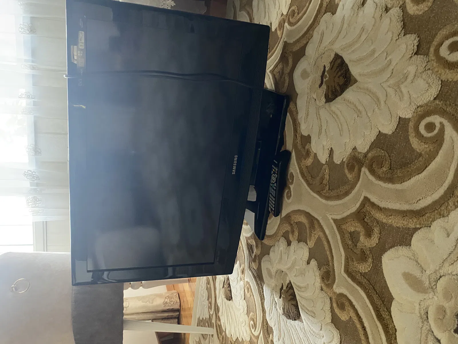 Samsung markalı televizor, LCD/ELED — şəkil 2