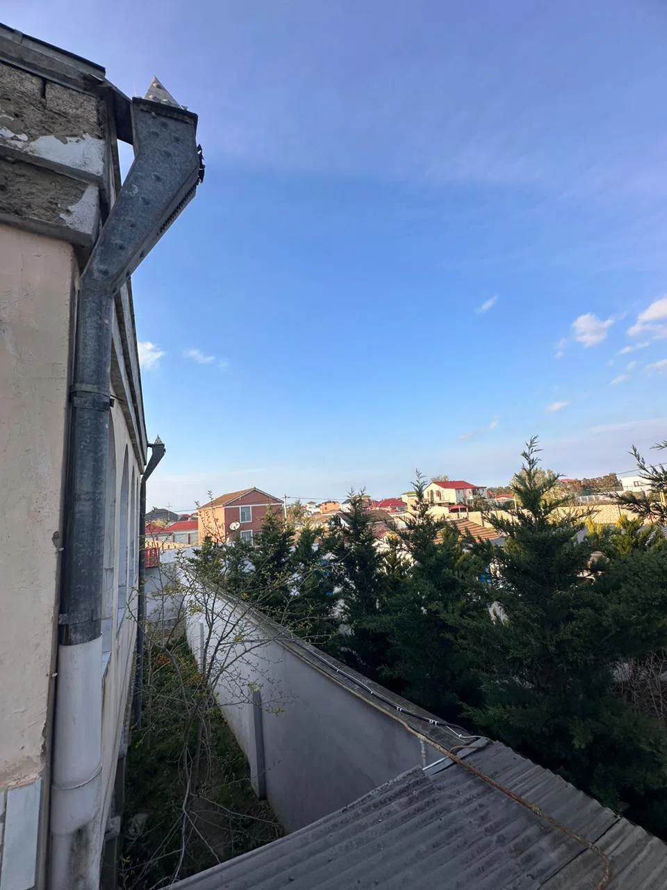 6 otaqlı bağ evi 308 m² 26 sot torpaq sahəsində satılır — şəkil 10