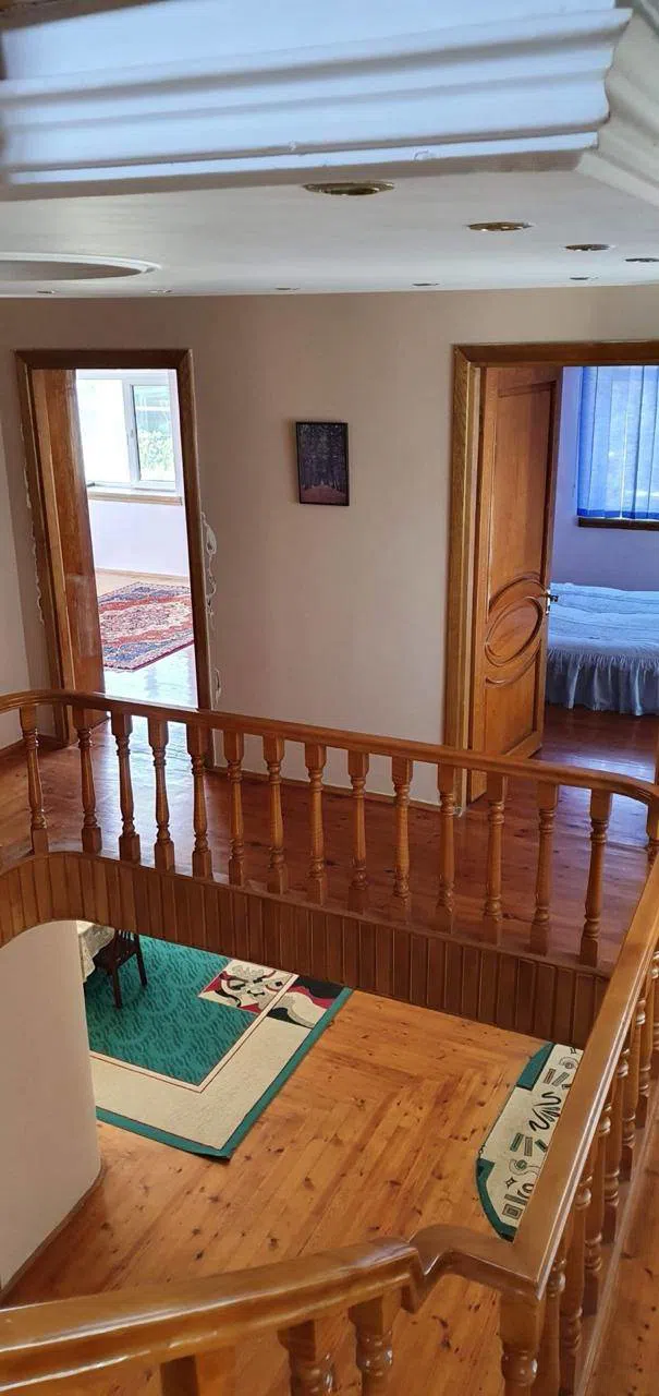 5 otaqlı bağ evi 350 m² satılır — şəkil 8