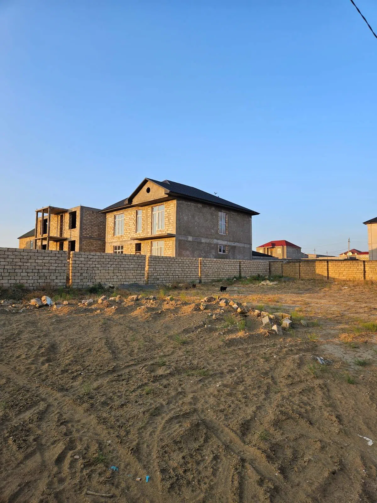 6 otaqlı həyət evi 280 m² - 6 sot torpaq sahəsində satılır — şəkil 3
