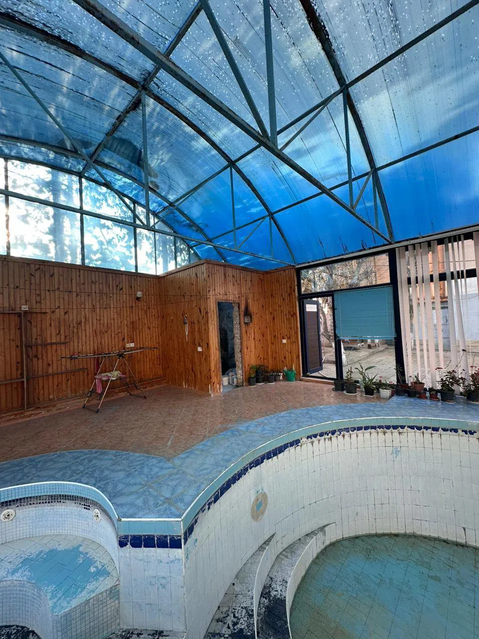 6 otaqlı bağ evi 308 m² 26 sot torpaq sahəsində satılır — şəkil 16
