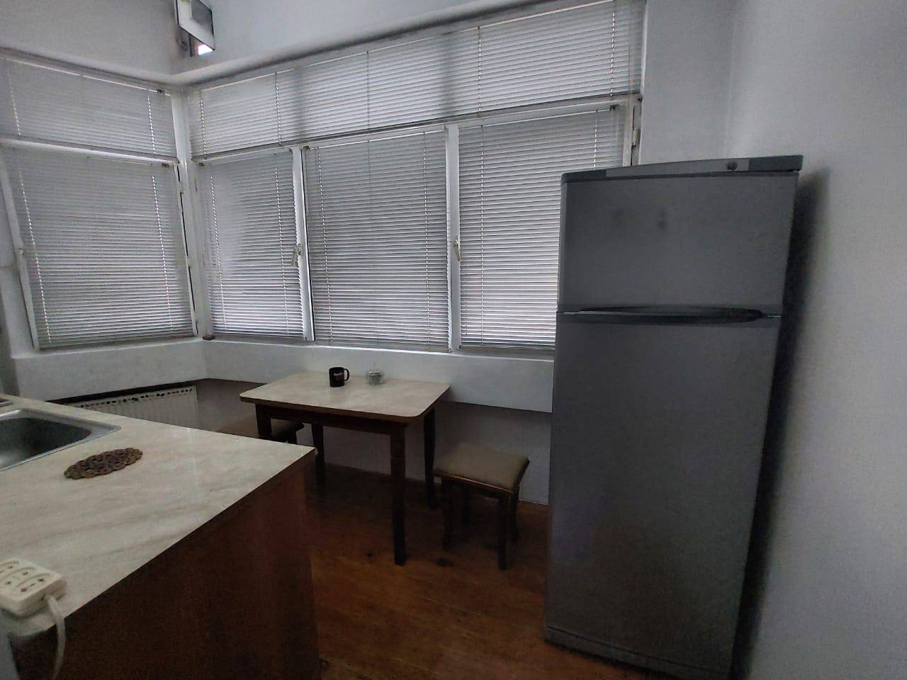 2 otaqlı mənzil 80 m² kirayə verilir — şəkil 10