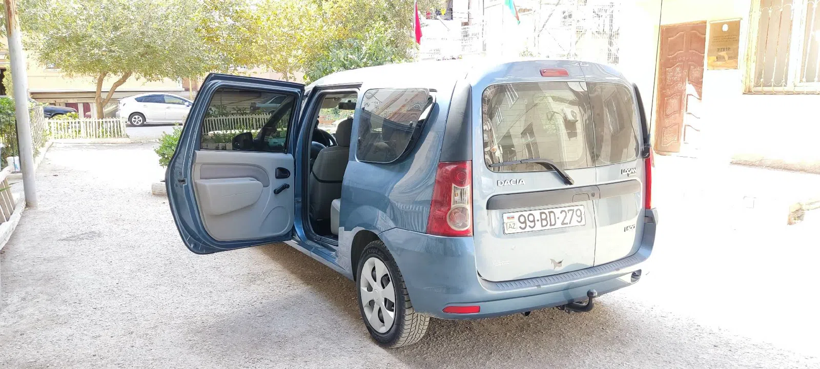 Dacia Logan, 2009 il, 330000 km — şəkil 5
