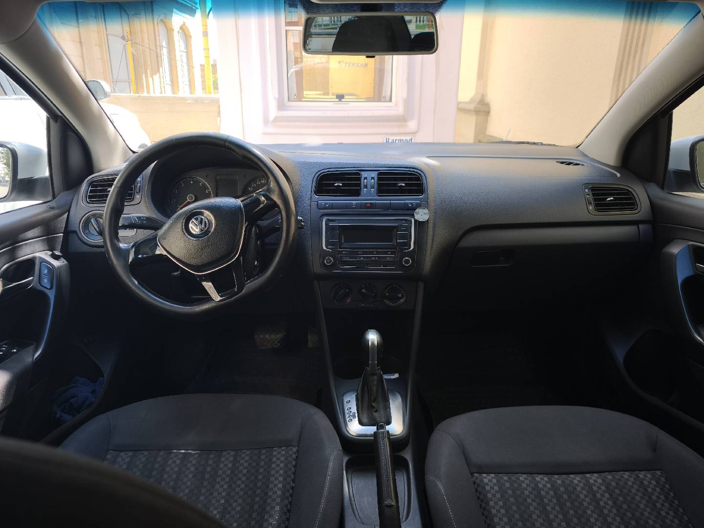 Volkswagen Polo, 2015 il, 2018 km — şəkil 9