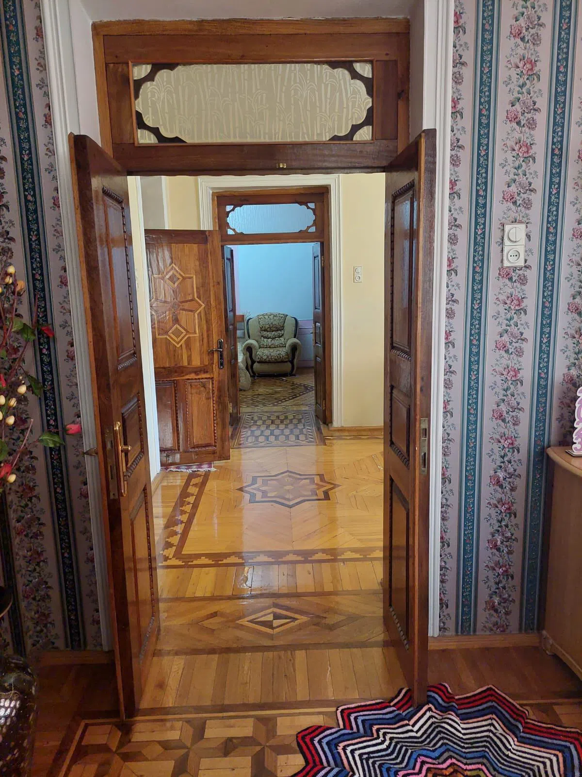 5 otaqlı həyət evi 200 m² satılır — şəkil 1