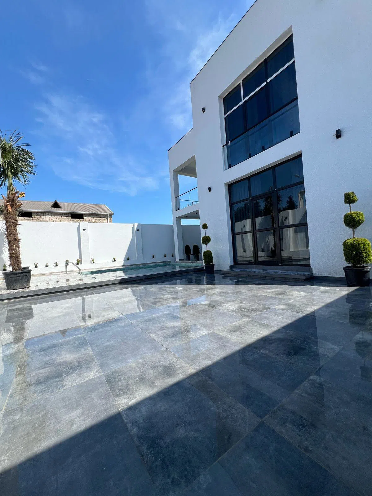 5 otaqlı bağ evi 220 m² 3 sot torpaq sahəsində satılır - Tenderyard