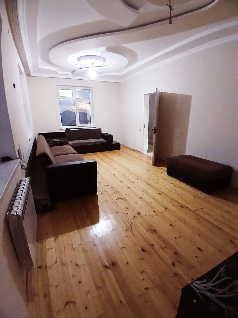 6 otaqlı həyət evi 250 m² kirayə verilir — şəkil 9