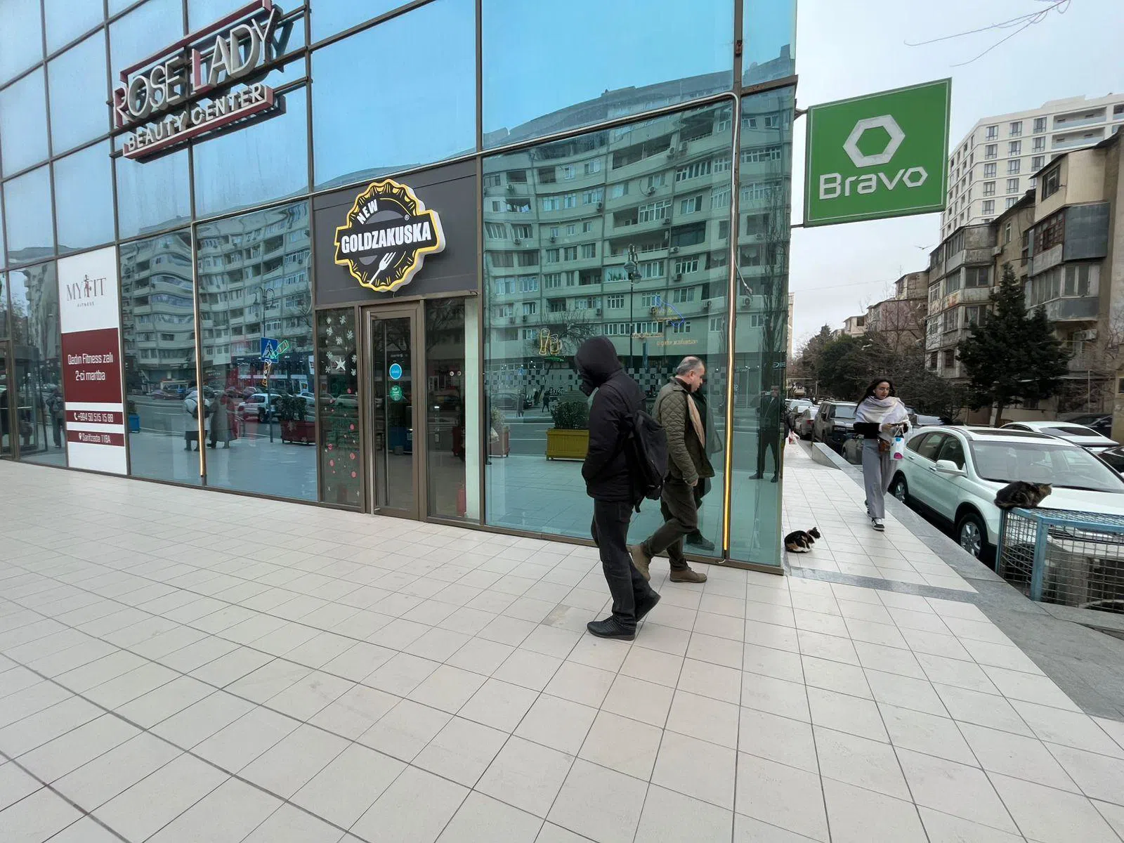 Əla təmirli ticarət obyekti, 50 m² satılır