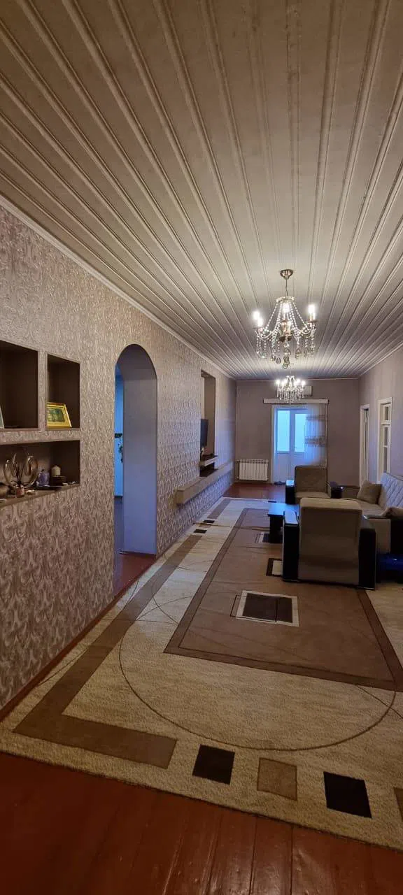 9 otaqlı həyət evi 310 m² - 11 sot torpaq sahəsində satılır — şəkil 16