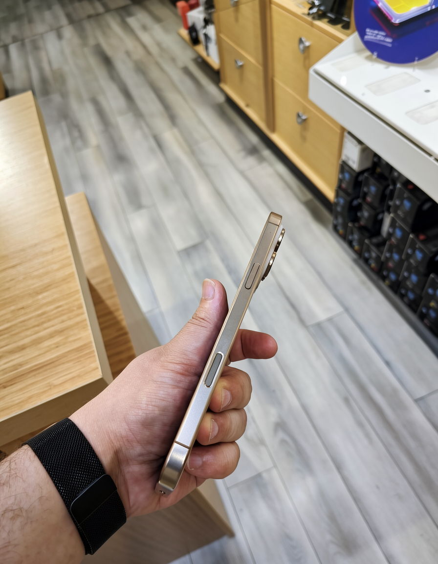 Apple, iPhone 16 Pro Max, 8 GB — şəkil 4