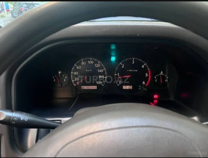 Nissan Patrol, 2001 il, 505000 km — şəkil 3