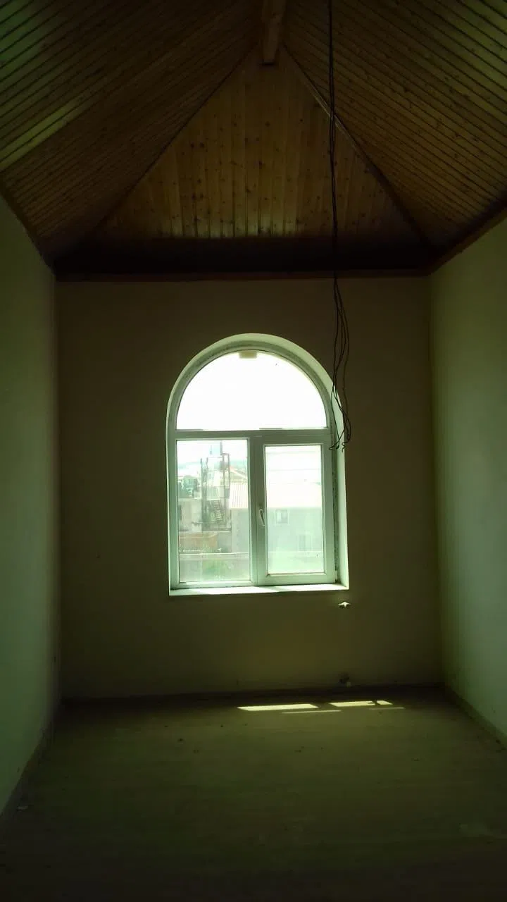 16 otaqlı villa 600 m² - 10 sot torpaq sahəsində satılır — şəkil 8
