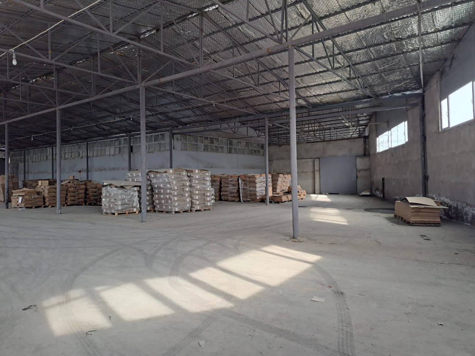800 m² sahəsi olan anbar kirayə verilir — şəkil 2