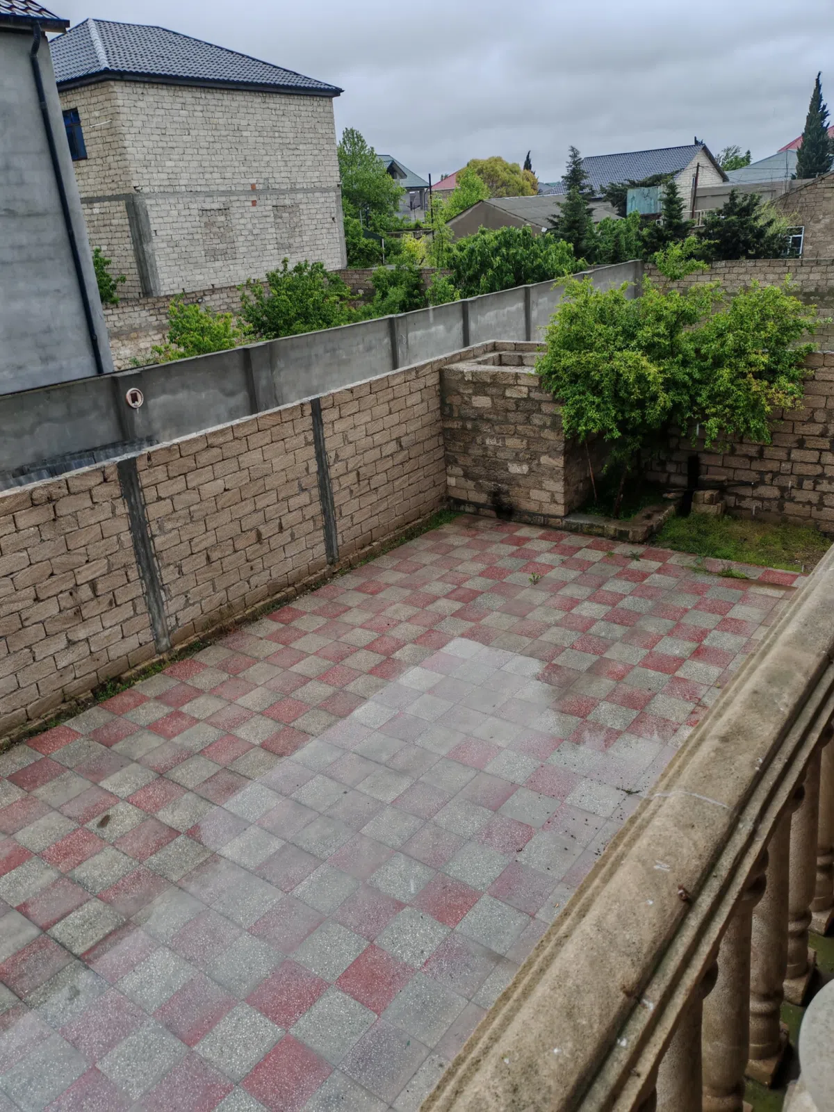 8 otaqlı bağ evi 300 m² 3 sot torpaq sahəsində satılır — şəkil 8