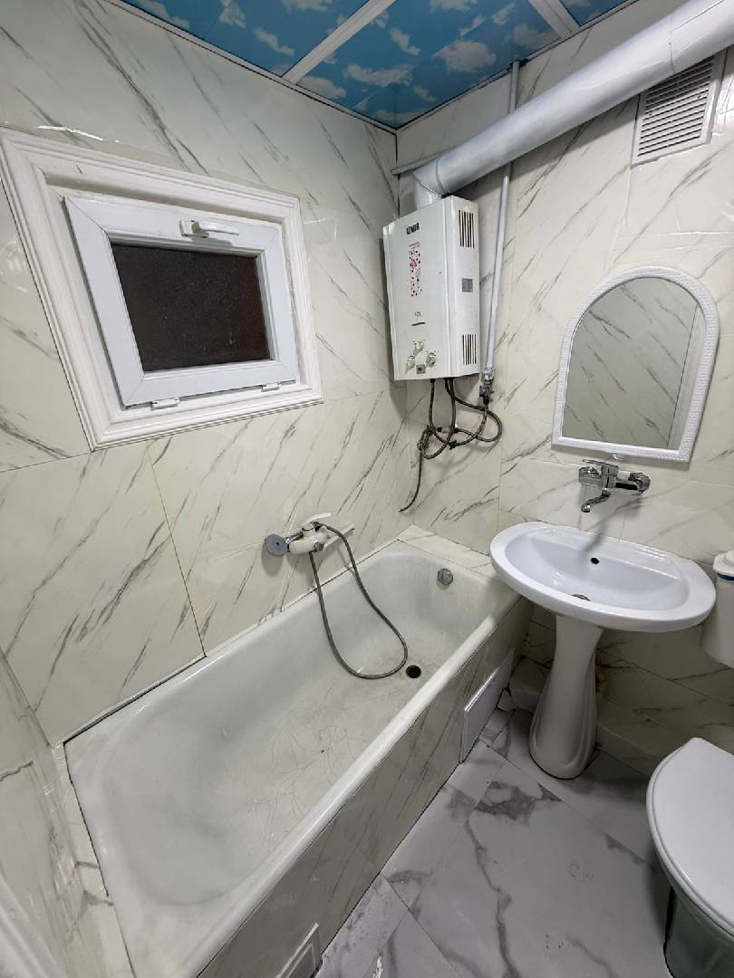 2 otaqlı mənzil 60 m² kirayə verilir — şəkil 12