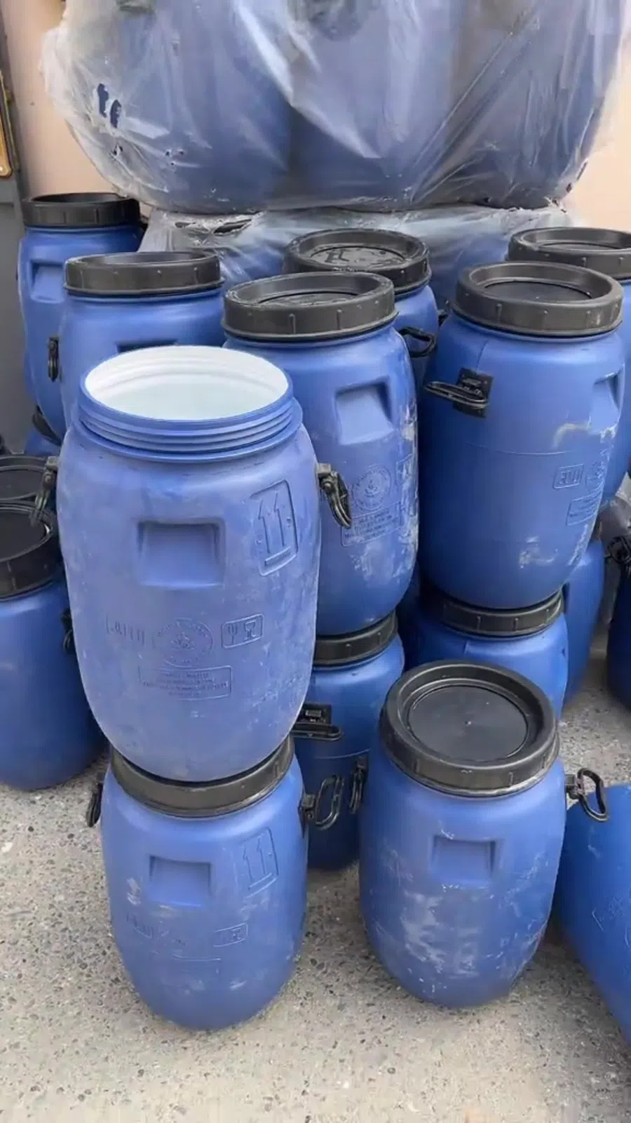 Bal üçün qida dərəcəli plastik və metal bidonlar — şəkil 20