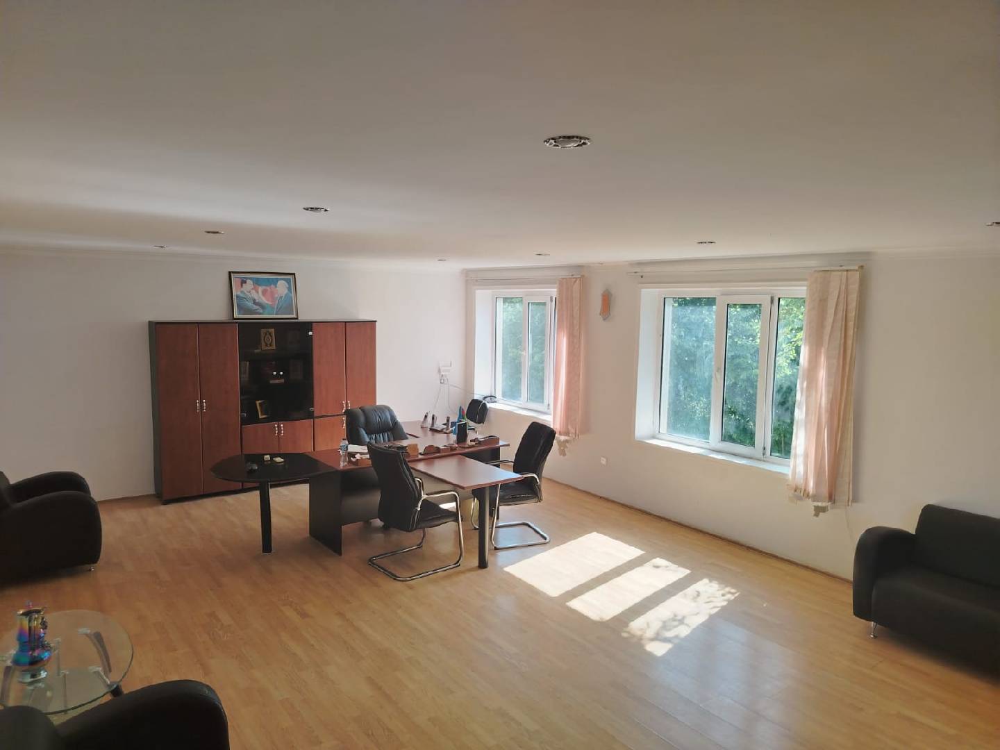 20 otaqlı həyət evi 10000 m² - satılır — şəkil 22