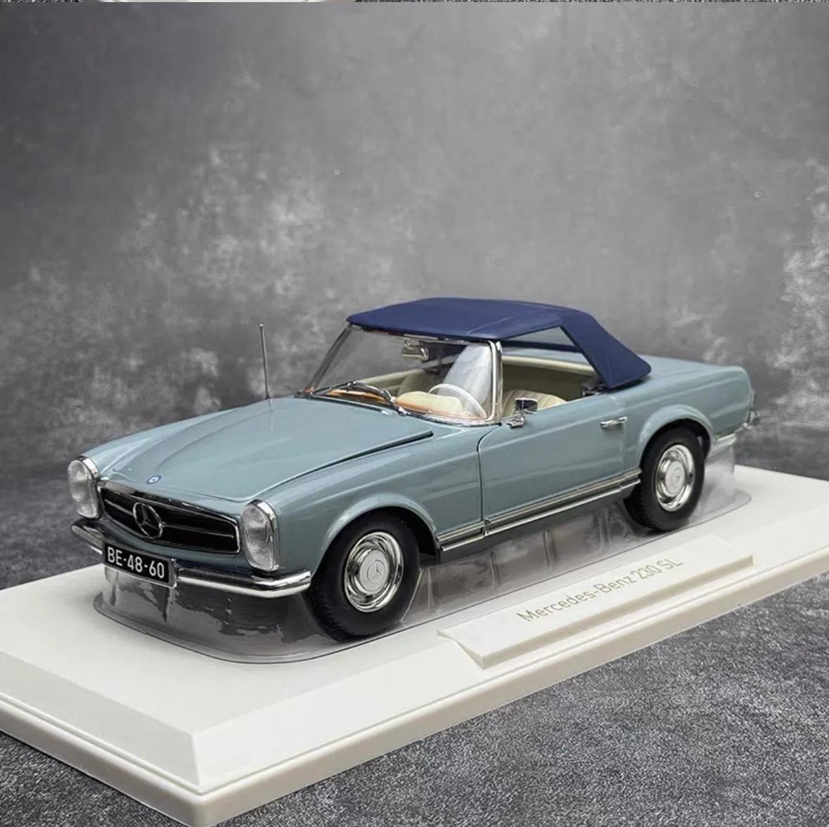 Norev 1:18 Mercedes 230 SL — şəkil 2