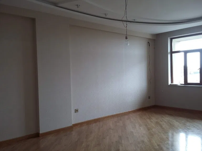 4 otaqlı mənzil 190 m² satılır — şəkil 1