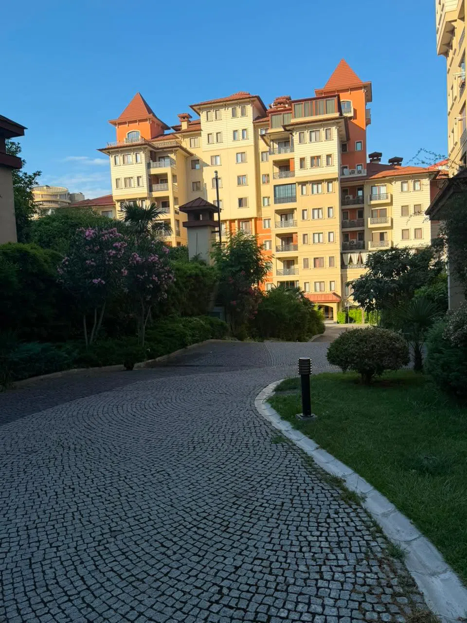 3 otaqlı mənzil 130 m² kirayə verilir — şəkil 18