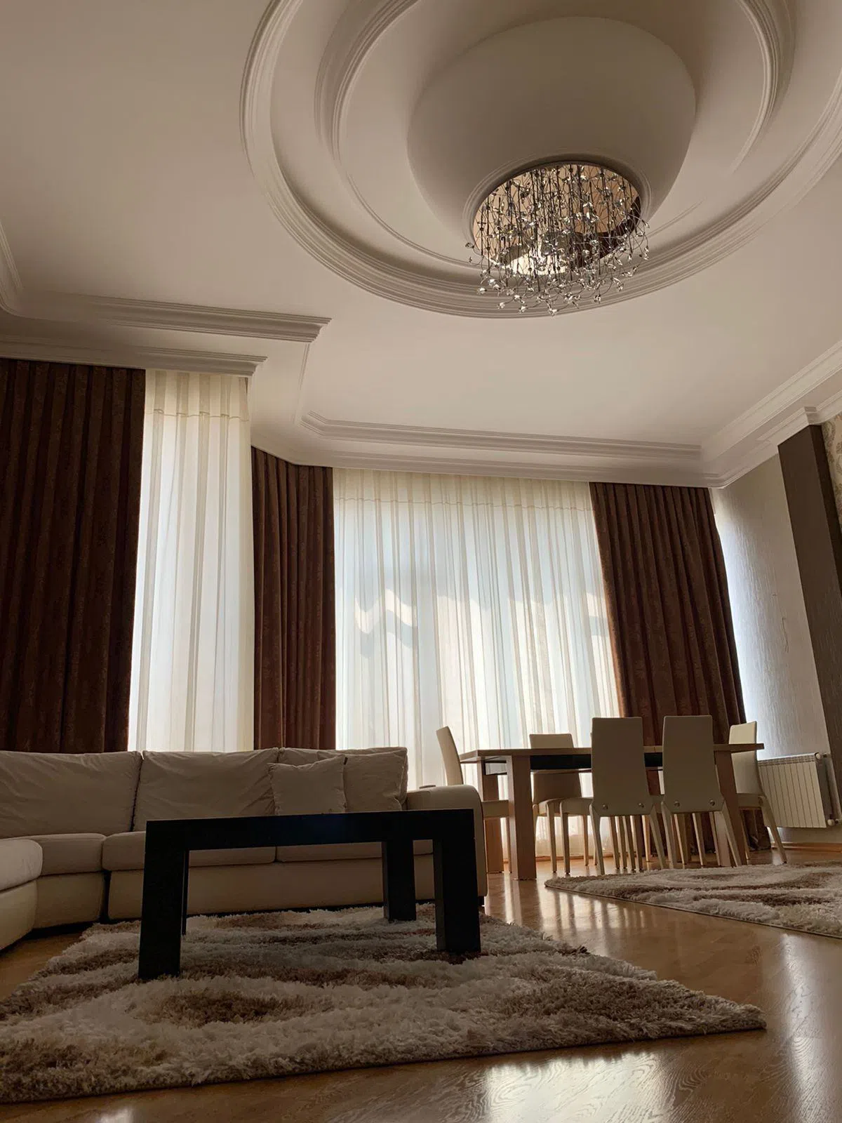 4 otaqlı mənzil 200 m² satılır - Tenderyard