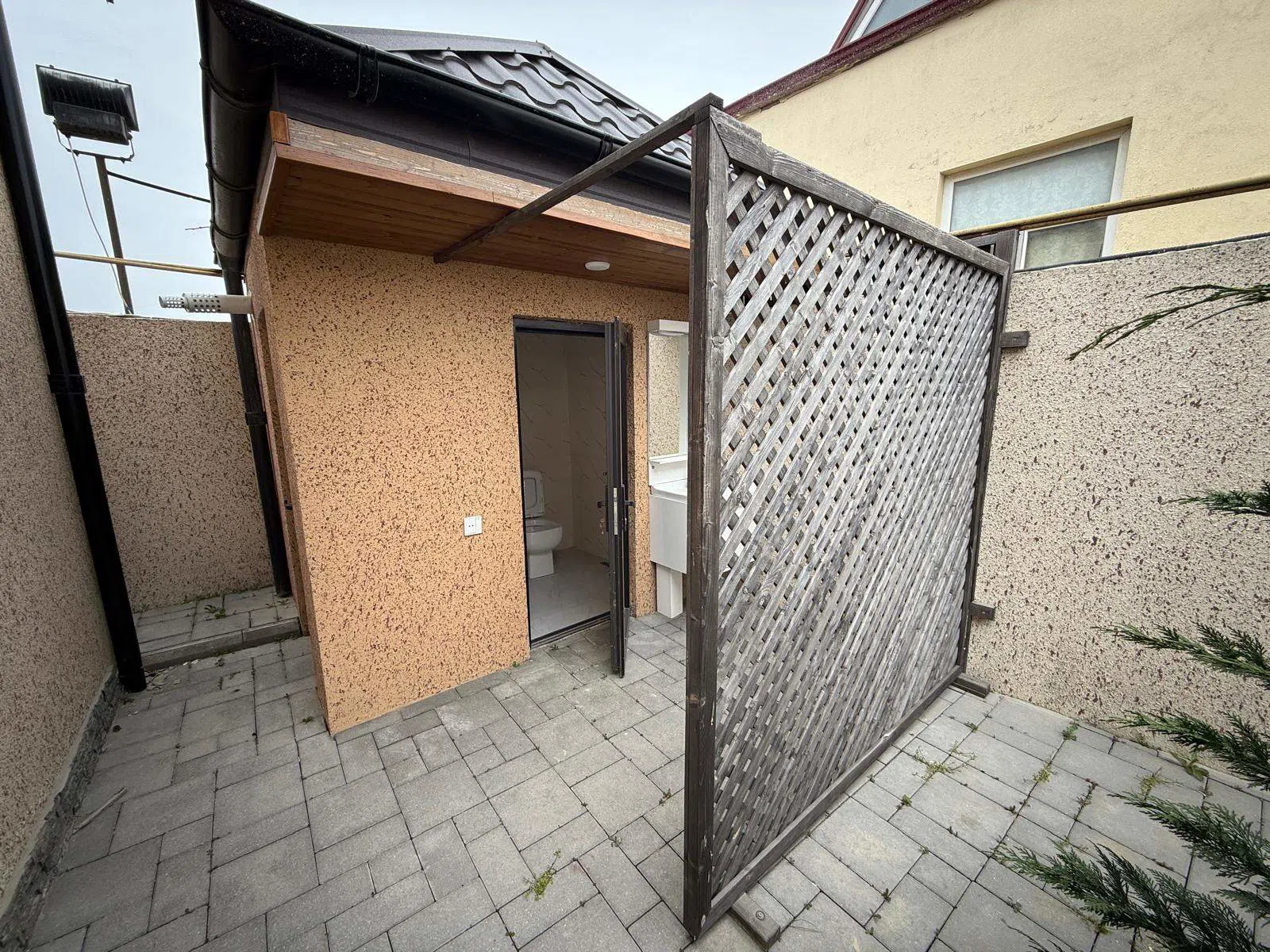4 otaqlı bağ evi 195 m² 4.8 sot torpaq sahəsində satılır — şəkil 17