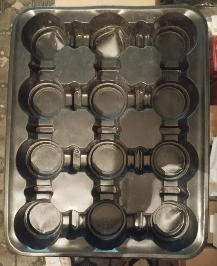 12 and 20-cell fruit, ayran, and dovga transport trays - Tenderyard