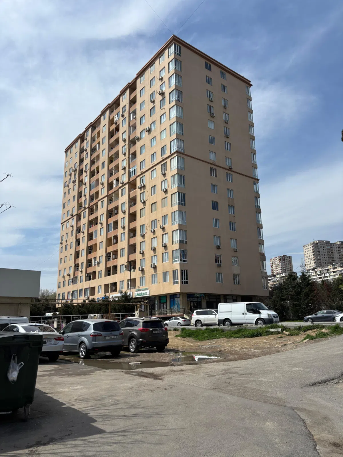 3 otaqlı mənzil 134 m² satılır - Tenderyard