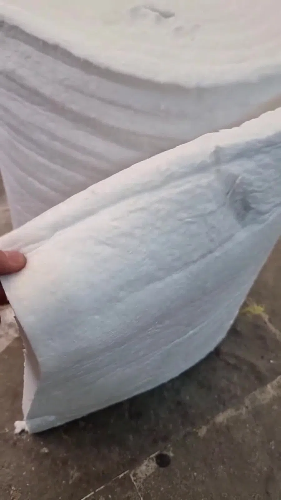 1300°C istiliyə dözümlü daş yunu izolyasiya materialı — şəkil 16