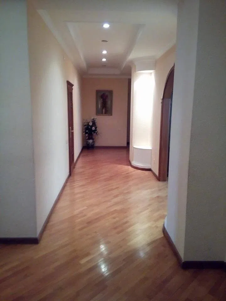 4 otaqlı mənzil 190 m² satılır — şəkil 5