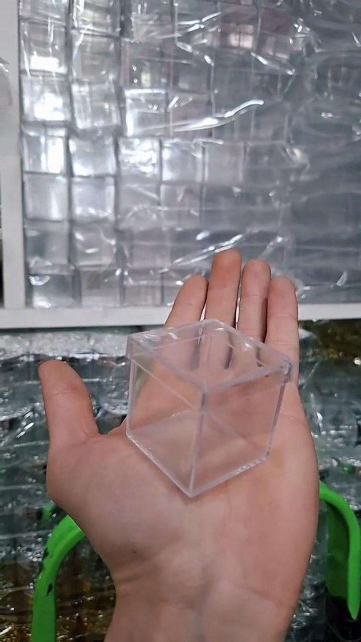 Kvadrat mini plastik şəffaf qutular