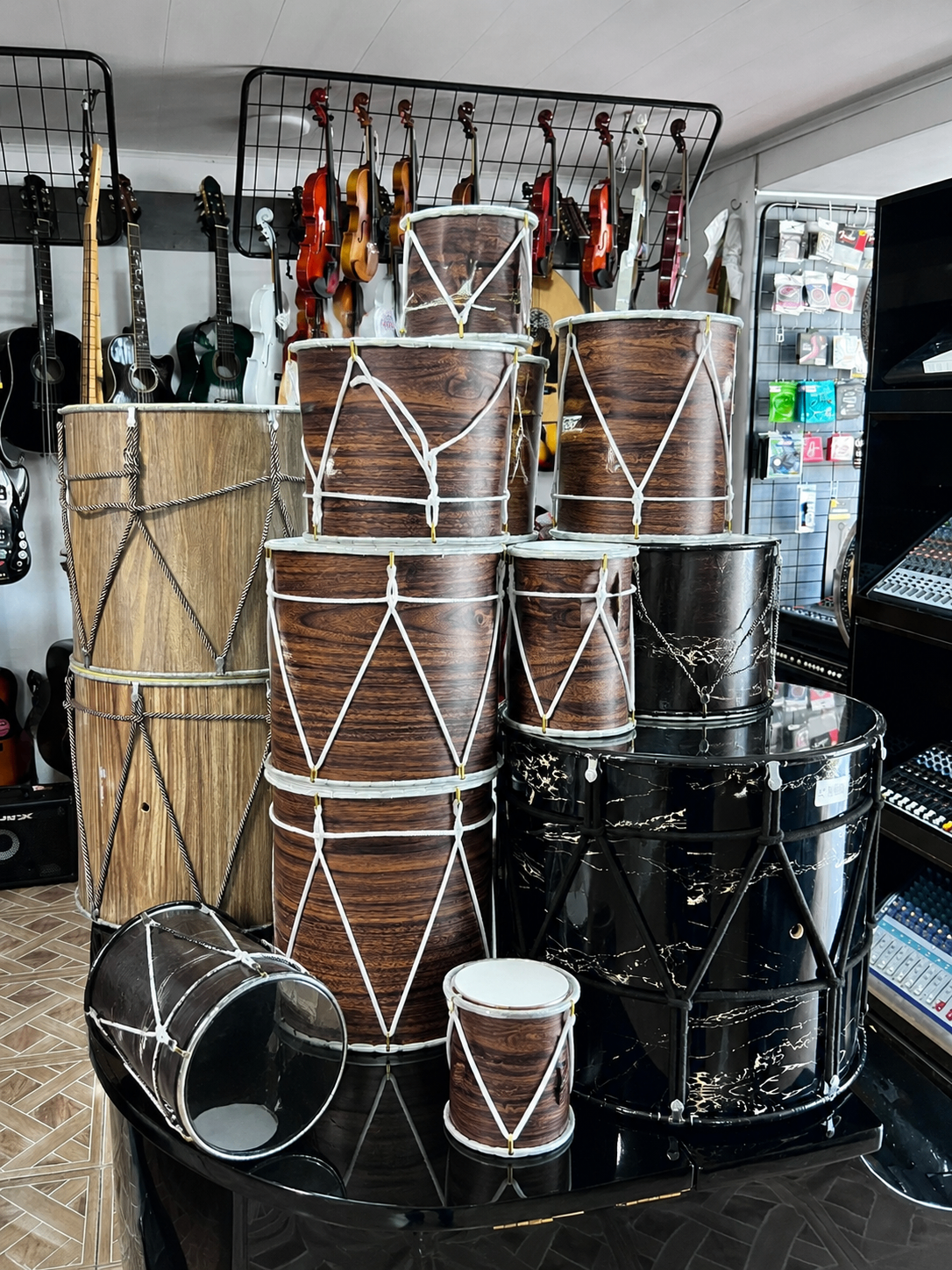 Drums in all sizes - Tenderyard