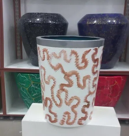 Fiberglass dibçəklər, yüngül və davamlı bitki qabları — şəkil 4