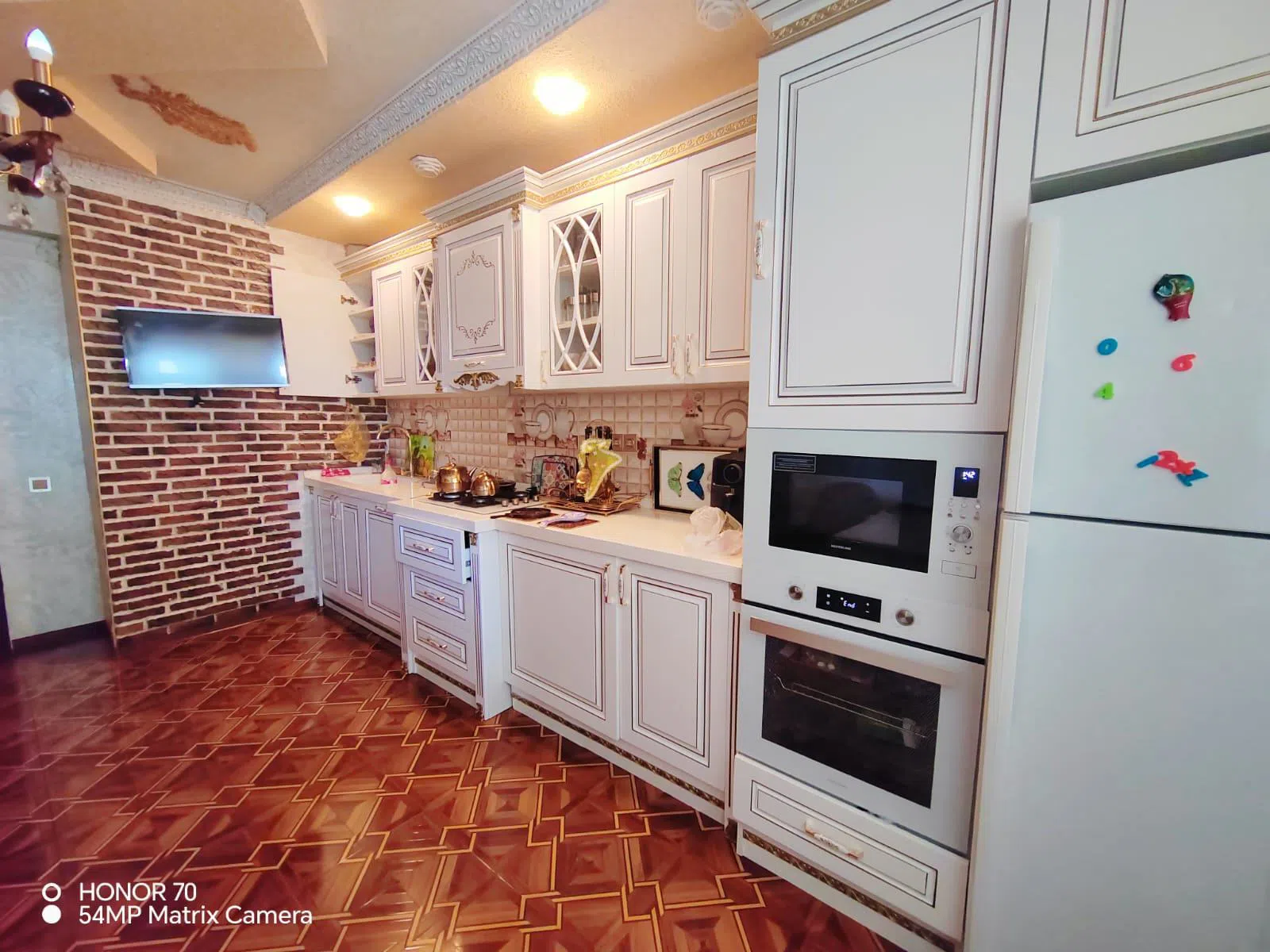 2 otaqlı mənzil 112 m² satılır