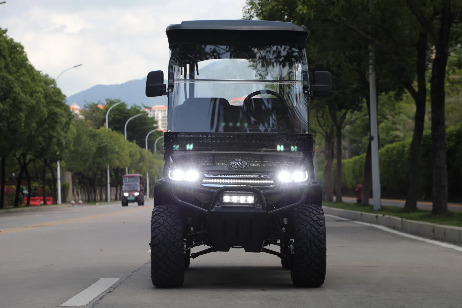 Premium 4-Seater Electric Golf Cart — şəkil 6
