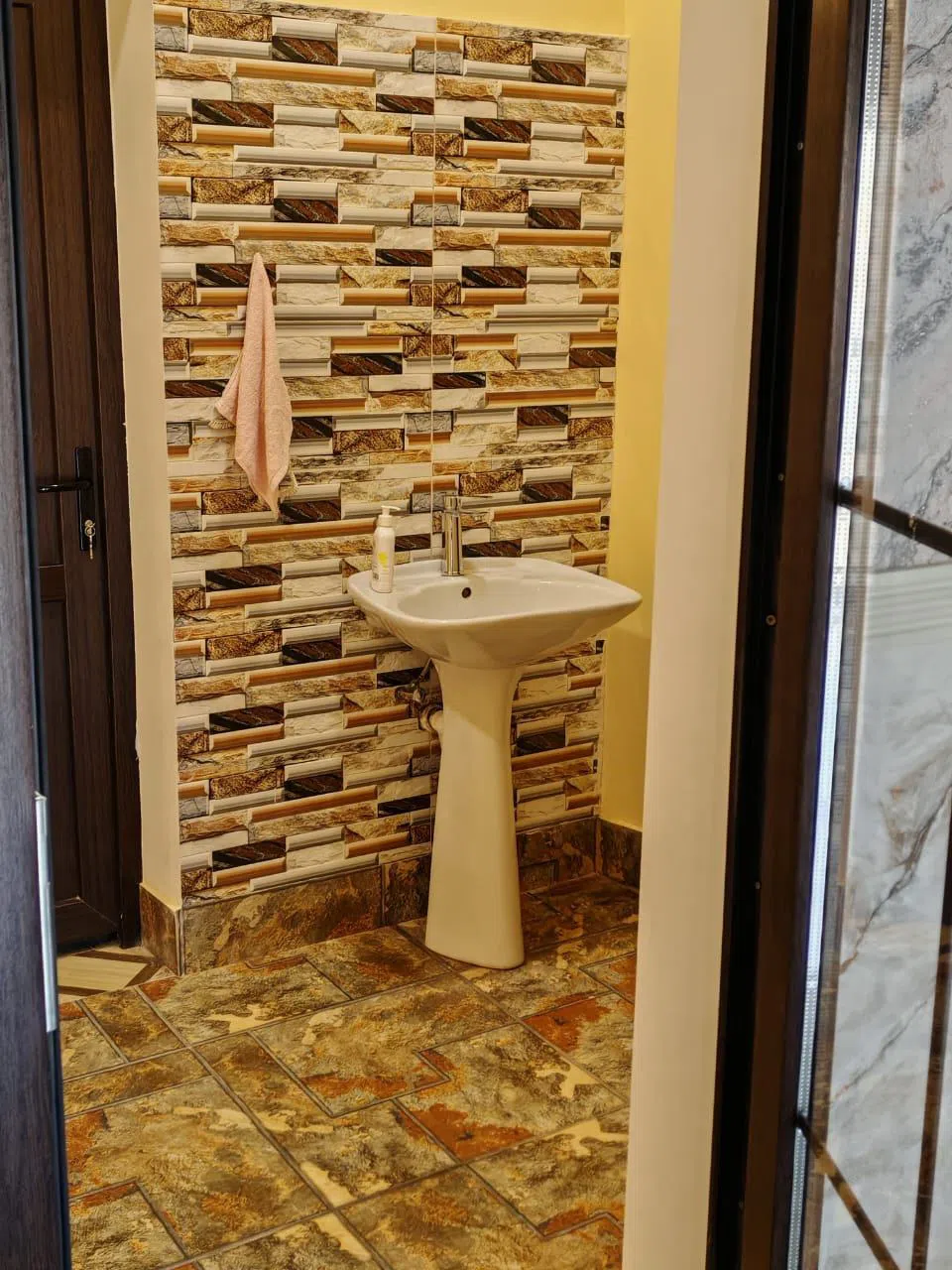 170 m² Əla təmirli obyekt satılır — şəkil 18