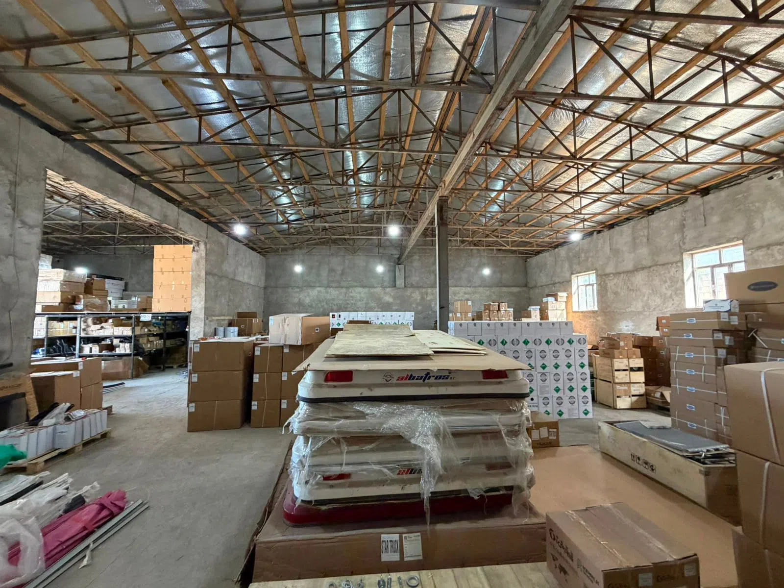 500 m² sahəsi olan anbar kirayə verilir — şəkil 10