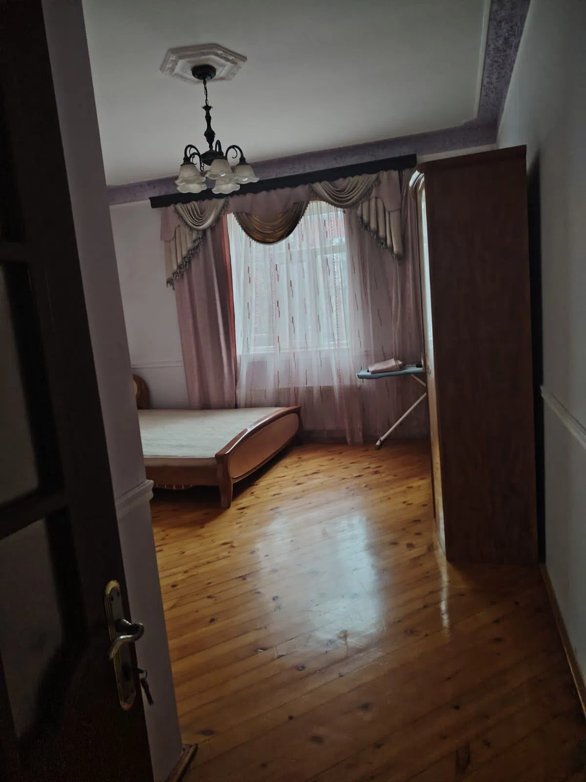 4 otaqlı həyət evi 144 m² - 6 sot torpaq sahəsində satılır