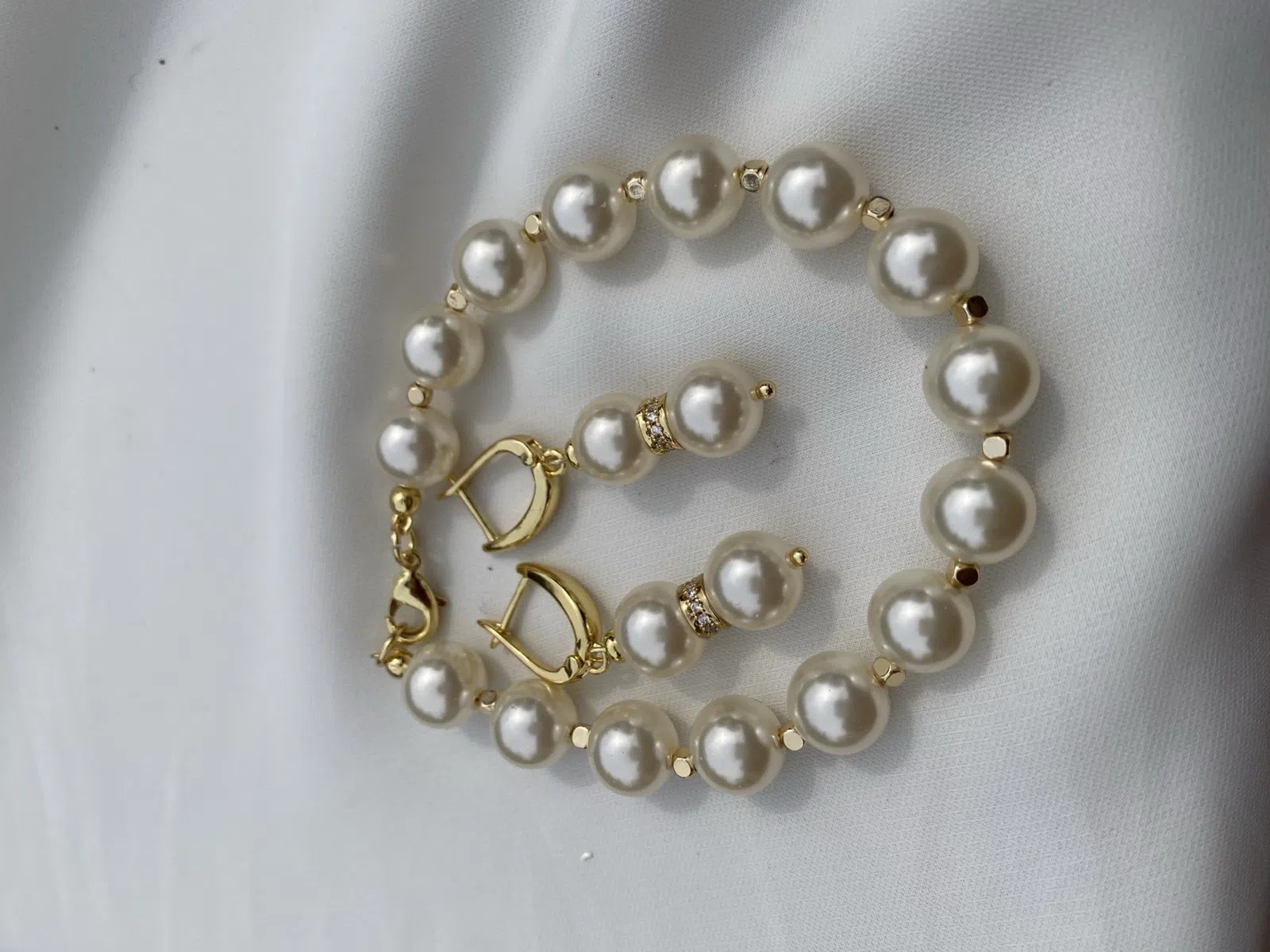 Mirvari qolbaq və sırğa dəsti