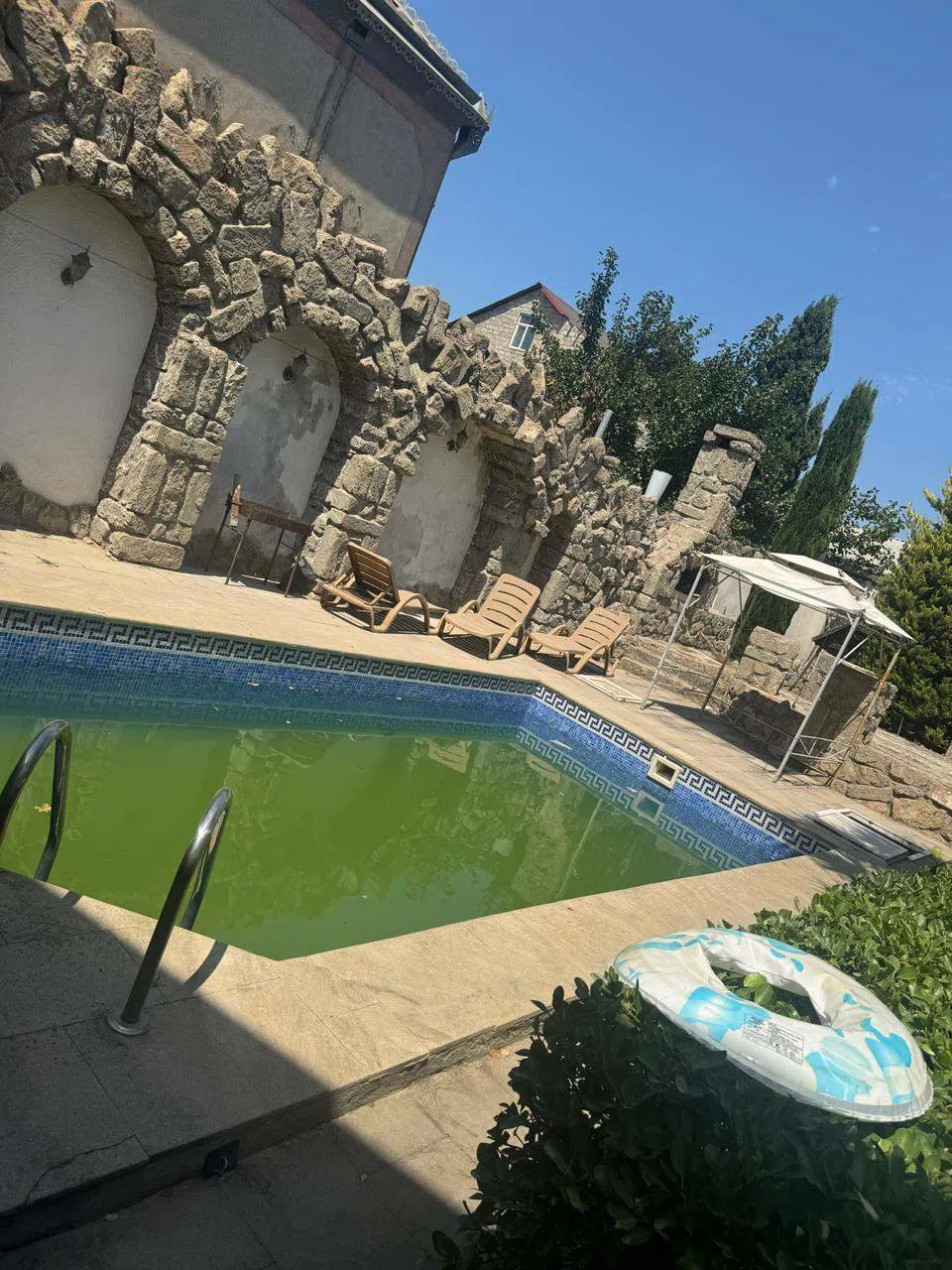 5 otaqlı bağ evi 360 m² 6 sot torpaq sahəsində satılır