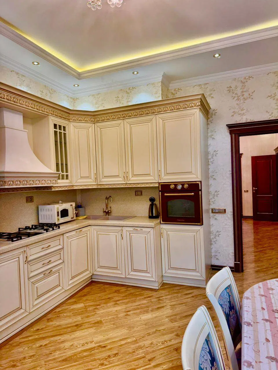 2 otaqlı mənzil 110 m² kirayə verilir — şəkil 2