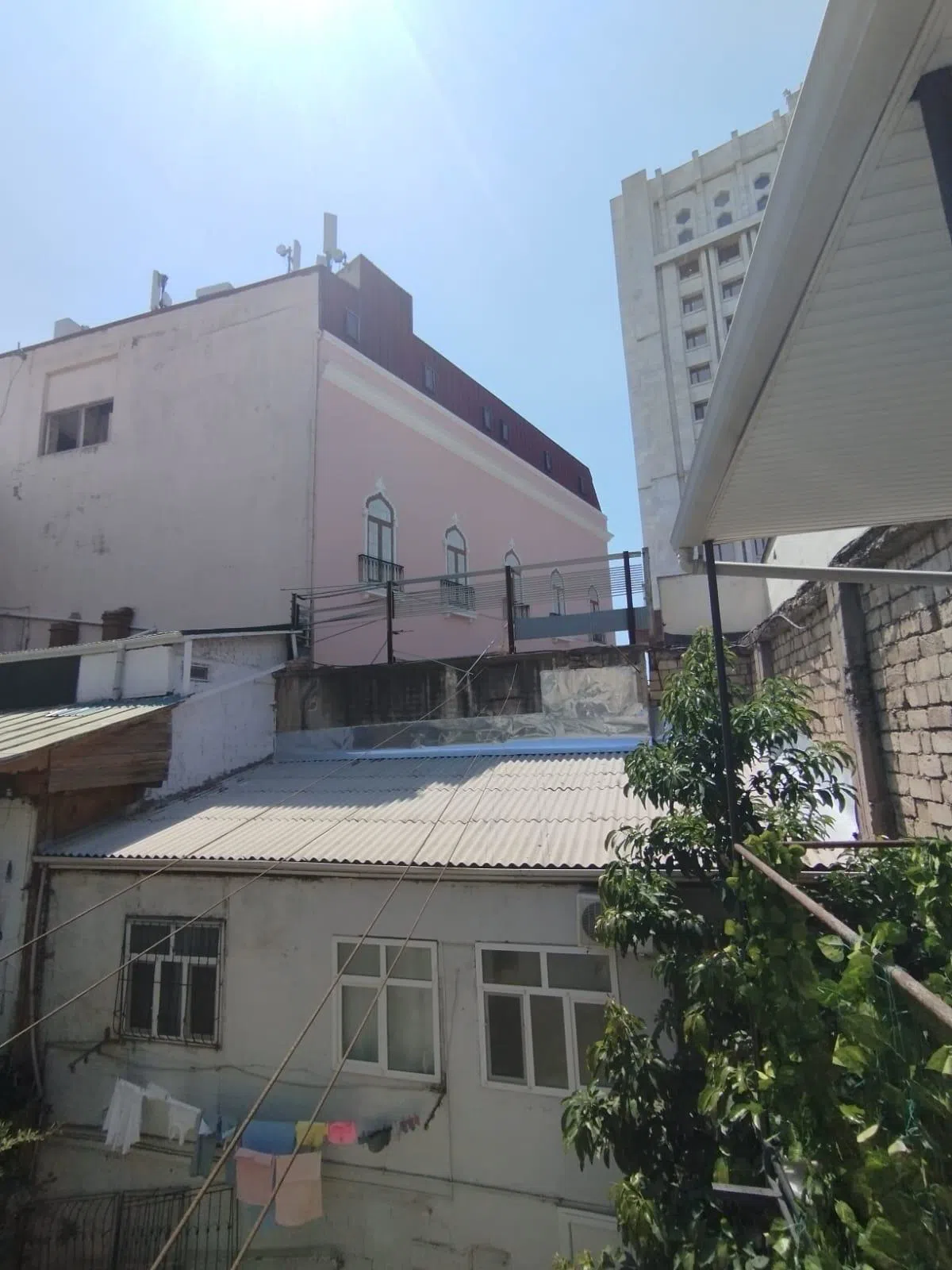 4 otaqlı ofis 130 m² kirayə verilir — şəkil 30