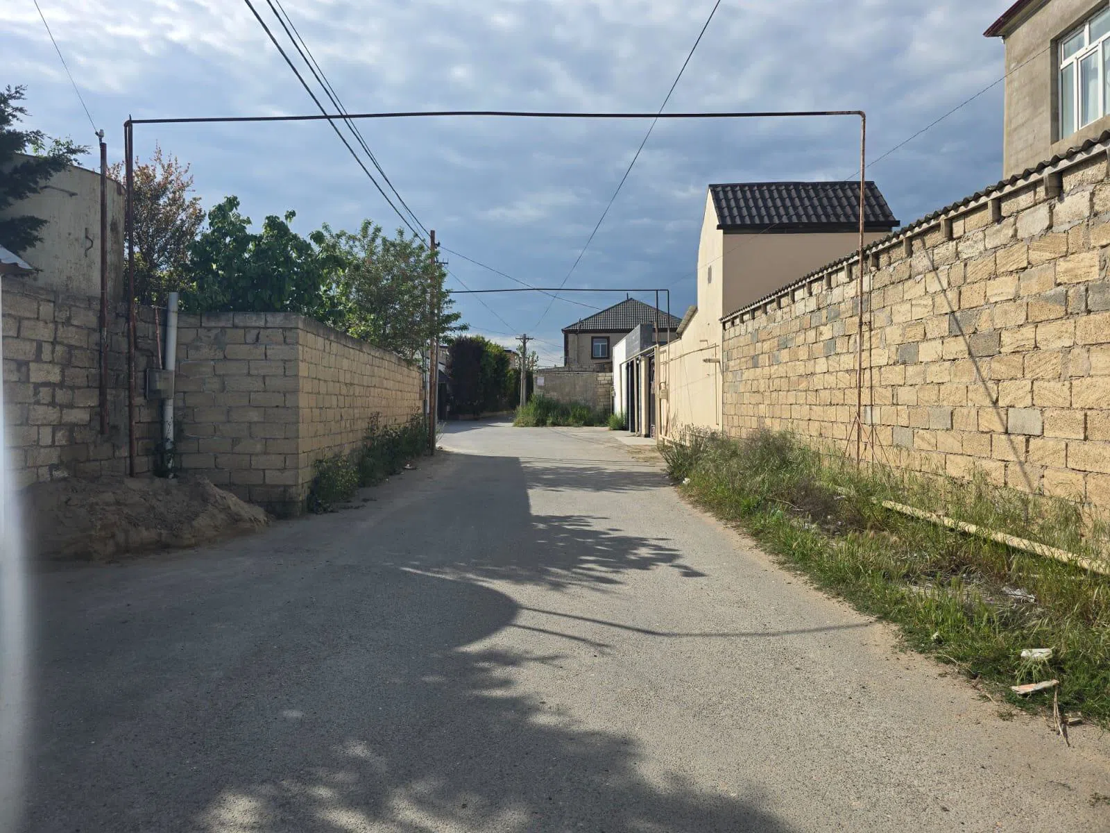 4 otaqlı bağ evi 200 m² 12 sot torpaq sahəsində satılır — şəkil 19